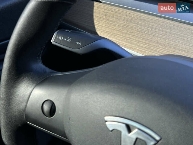 Тесла Модель 3 2020 у Луцьку на Automoto.ua Червоний Тесла Модель 3, об'ємом двигуна 0 л та пробігом 120 тис. км за 18500 $, фото 50 на Automoto.ua