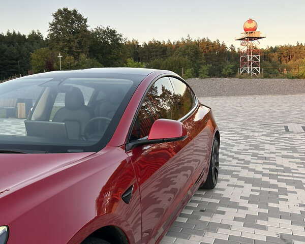 Тесла Модель 3 2020 в Львове на Automoto.ua Красный Тесла Модель 3, объемом двигателя 0 л и пробегом 80 тыс. км за 22000 $, фото 9 на Automoto.ua
