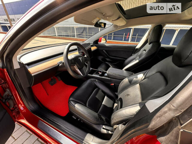 Червоний Тесла Модель 3, об'ємом двигуна 0 л та пробігом 80 тис. км за 22500 $, фото 19 на Automoto.ua