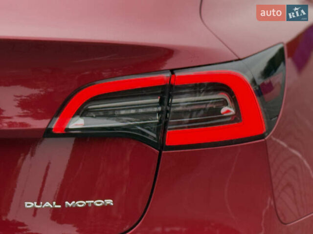 Красный Тесла Модель 3, объемом двигателя 0 л и пробегом 85 тыс. км за 22999 $, фото 50 на Automoto.ua