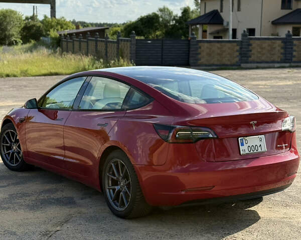 Красный Тесла Модель 3, объемом двигателя 0 л и пробегом 97 тыс. км за 19999 $, фото 4 на Automoto.ua