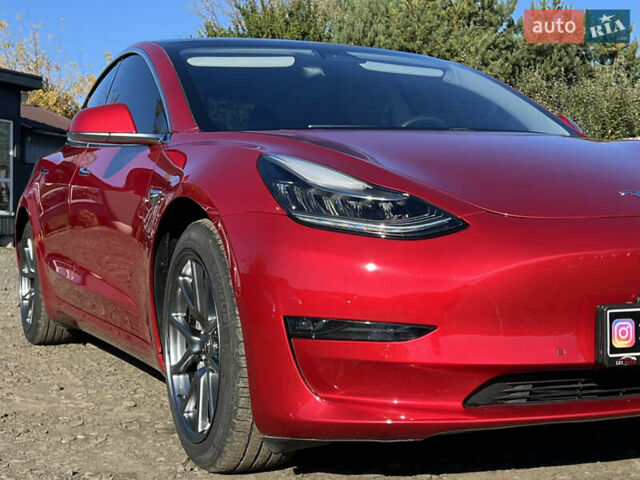 Тесла Модель 3 2020 у Луцьку на Automoto.ua Червоний Тесла Модель 3, об'ємом двигуна 0 л та пробігом 120 тис. км за 18500 $, фото 9 на Automoto.ua