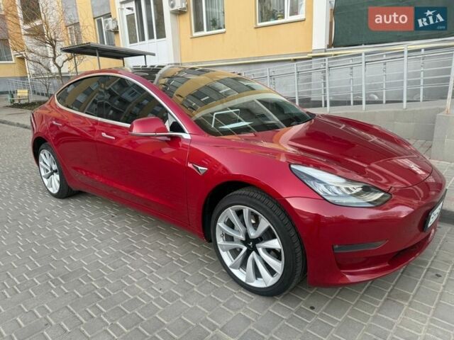Червоний Тесла Модель 3, об'ємом двигуна 0 л та пробігом 93 тис. км за 27000 $, фото 2 на Automoto.ua