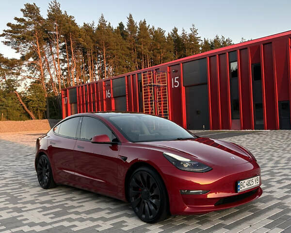 Тесла Модель 3 2020 в Львове на Automoto.ua Красный Тесла Модель 3, объемом двигателя 0 л и пробегом 80 тыс. км за 22000 $, фото 8 на Automoto.ua