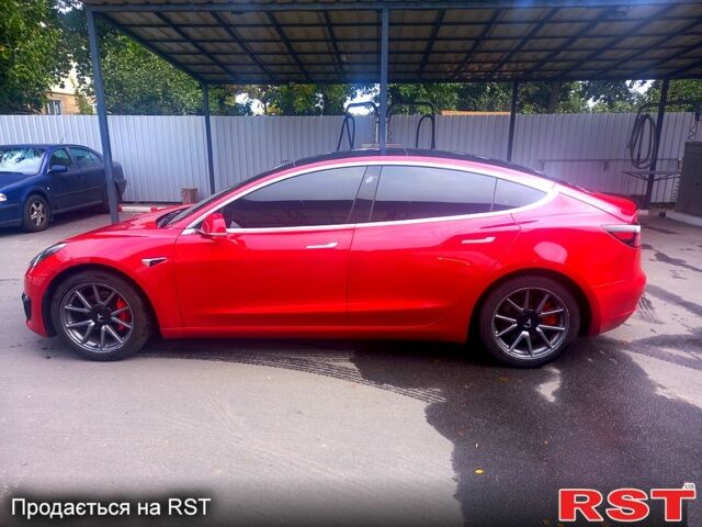 Красный Тесла Модель 3, объемом двигателя 0 л и пробегом 103 тыс. км за 24000 $, фото 3 на Automoto.ua