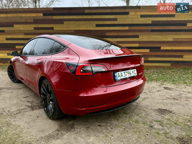 Червоний Тесла Модель 3, об'ємом двигуна 0 л та пробігом 145 тис. км за 18999 $, фото 7 на Automoto.ua