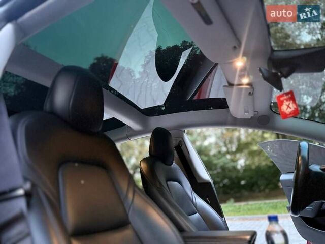 Червоний Тесла Модель 3, об'ємом двигуна 0 л та пробігом 58 тис. км за 22500 $, фото 70 на Automoto.ua