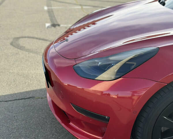 Красный Тесла Модель 3, объемом двигателя 0 л и пробегом 86 тыс. км за 21900 $, фото 9 на Automoto.ua