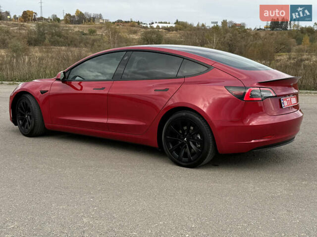 Тесла Модель 3 2021 в Дрогобыче на Automoto.ua Красный Тесла Модель 3, объемом двигателя 0 л и пробегом 145 тыс. км за 19599 $, фото 17 на Automoto.ua