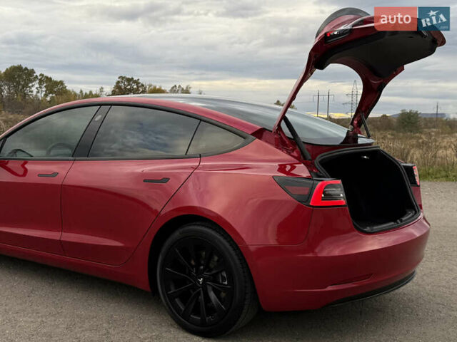 Тесла Модель 3 2021 в Дрогобыче на Automoto.ua Красный Тесла Модель 3, объемом двигателя 0 л и пробегом 145 тыс. км за 19599 $, фото 61 на Automoto.ua