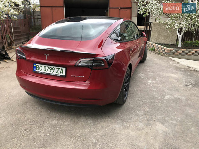Красный Тесла Модель 3, объемом двигателя 0 л и пробегом 40 тыс. км за 32999 $, фото 5 на Automoto.ua