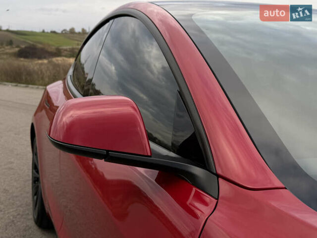 Тесла Модель 3 2021 в Дрогобыче на Automoto.ua Красный Тесла Модель 3, объемом двигателя 0 л и пробегом 145 тыс. км за 19599 $, фото 39 на Automoto.ua