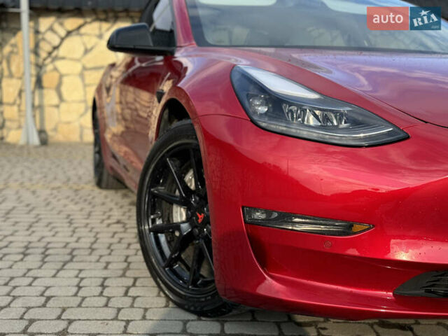 Червоний Тесла Модель 3, об'ємом двигуна 0 л та пробігом 87 тис. км за 22500 $, фото 17 на Automoto.ua