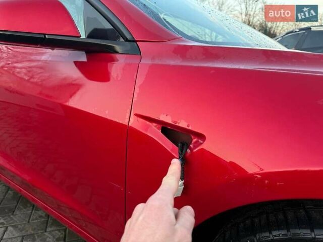 Красный Тесла Модель 3, объемом двигателя 0 л и пробегом 187 тыс. км за 13600 $, фото 11 на Automoto.ua