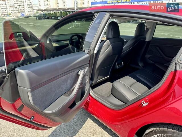 Красный Тесла Модель 3, объемом двигателя 0 л и пробегом 6 тыс. км за 32000 $, фото 11 на Automoto.ua