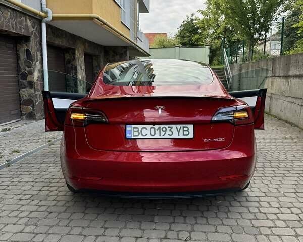 Червоний Тесла Модель 3, об'ємом двигуна 0 л та пробігом 75 тис. км за 27500 $, фото 22 на Automoto.ua