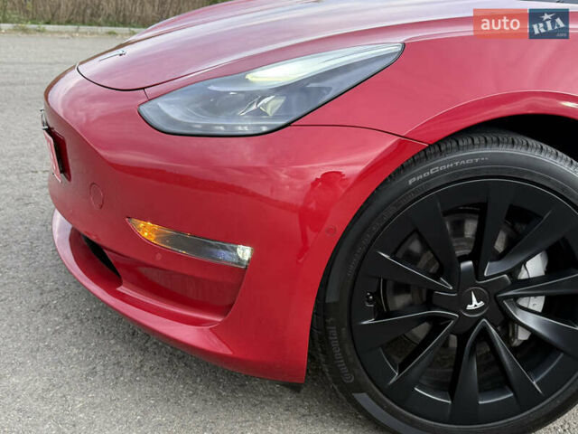 Тесла Модель 3 2021 в Дрогобыче на Automoto.ua Красный Тесла Модель 3, объемом двигателя 0 л и пробегом 145 тыс. км за 19599 $, фото 6 на Automoto.ua