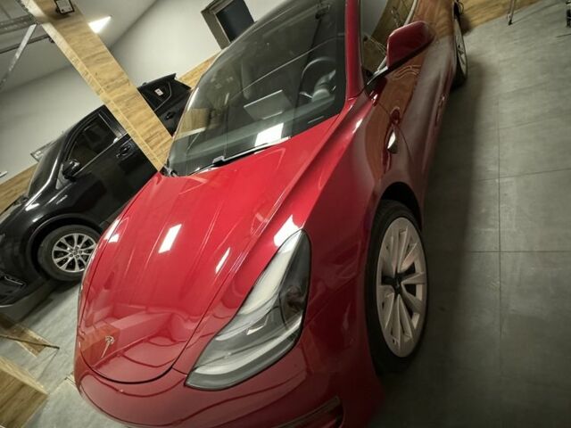 Красный Тесла Модель 3, объемом двигателя 0 л и пробегом 56 тыс. км за 22000 $, фото 7 на Automoto.ua