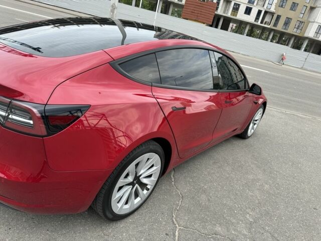 Красный Тесла Модель 3, объемом двигателя 0 л и пробегом 56 тыс. км за 22000 $, фото 3 на Automoto.ua