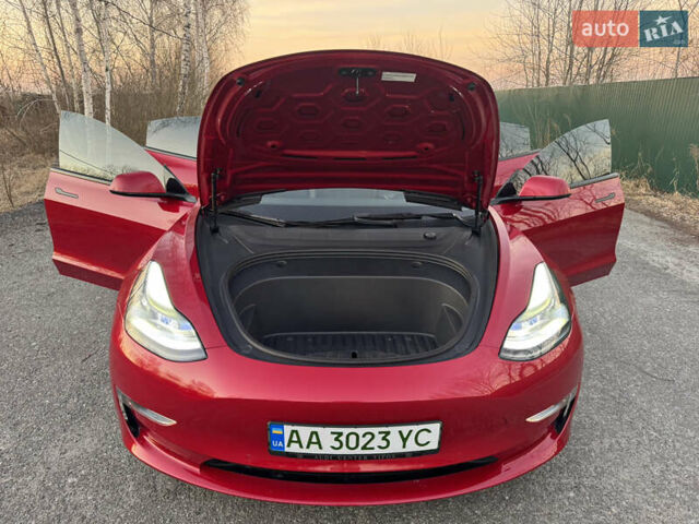 Красный Тесла Модель 3, объемом двигателя 0 л и пробегом 37 тыс. км за 21500 $, фото 9 на Automoto.ua