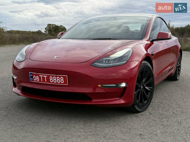 Тесла Модель 3 2021 в Дрогобыче на Automoto.ua Красный Тесла Модель 3, объемом двигателя 0 л и пробегом 145 тыс. км за 19599 $, фото 2 на Automoto.ua