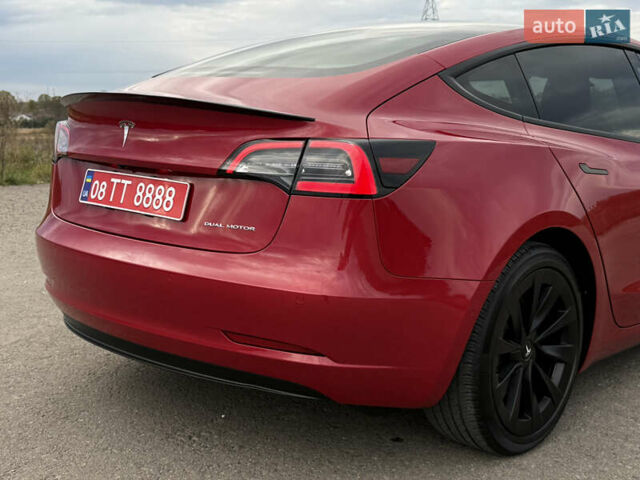 Тесла Модель 3 2021 в Дрогобыче на Automoto.ua Красный Тесла Модель 3, объемом двигателя 0 л и пробегом 145 тыс. км за 19599 $, фото 27 на Automoto.ua