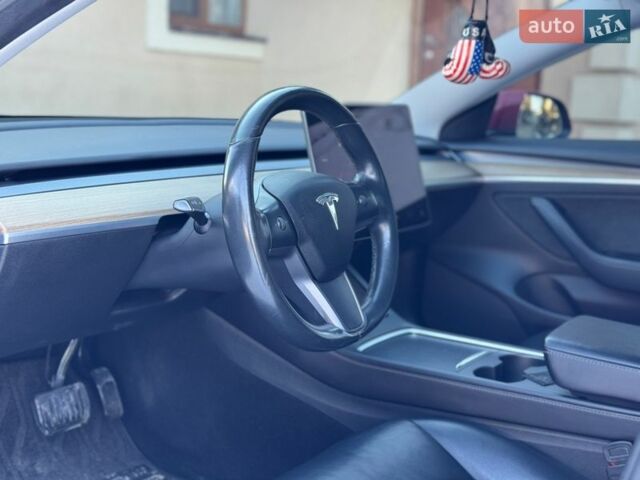 Червоний Тесла Модель 3, об'ємом двигуна 0 л та пробігом 62 тис. км за 19999 $, фото 94 на Automoto.ua