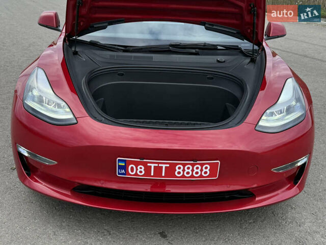 Тесла Модель 3 2021 в Дрогобыче на Automoto.ua Красный Тесла Модель 3, объемом двигателя 0 л и пробегом 145 тыс. км за 19599 $, фото 48 на Automoto.ua