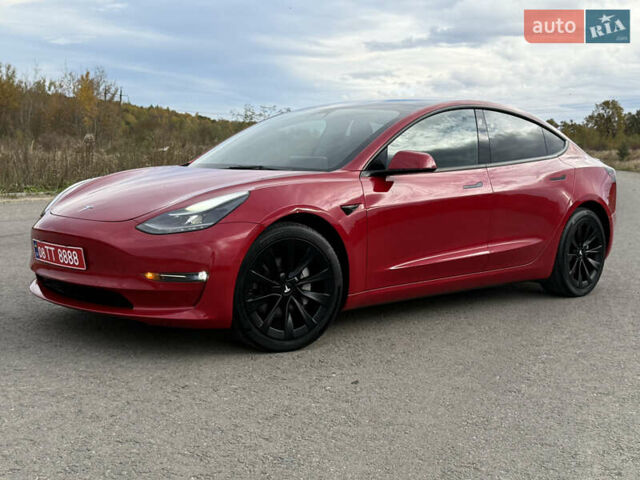 Тесла Модель 3 2021 в Дрогобыче на Automoto.ua Красный Тесла Модель 3, объемом двигателя 0 л и пробегом 145 тыс. км за 19599 $, фото 1 на Automoto.ua
