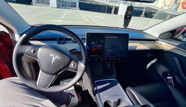 Червоний Тесла Модель 3, об'ємом двигуна 0 л та пробігом 79 тис. км за 19000 $, фото 29 на Automoto.ua