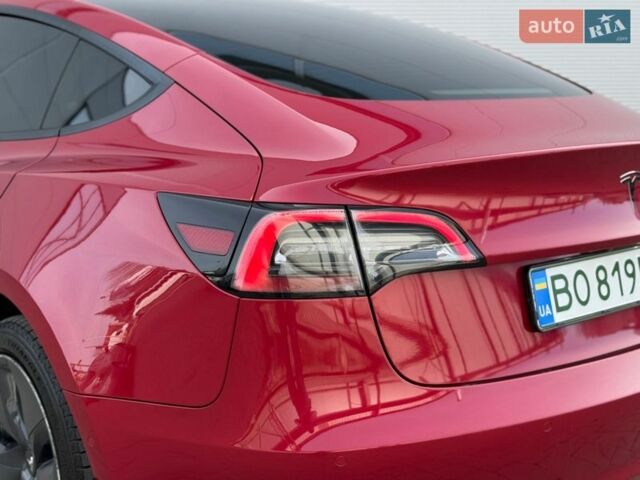Червоний Тесла Модель 3, об'ємом двигуна 0 л та пробігом 62 тис. км за 19999 $, фото 46 на Automoto.ua