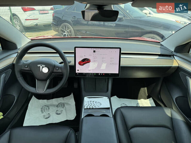 Червоний Тесла Модель 3, об'ємом двигуна 0 л та пробігом 126 тис. км за 20990 $, фото 22 на Automoto.ua