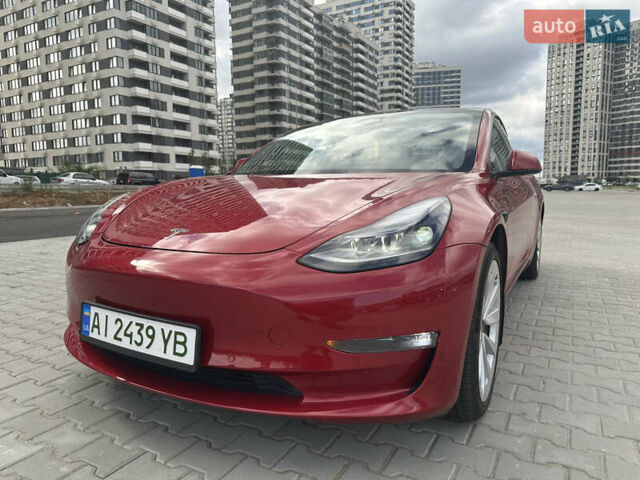 Красный Тесла Модель 3, объемом двигателя 0 л и пробегом 82 тыс. км за 27499 $, фото 1 на Automoto.ua