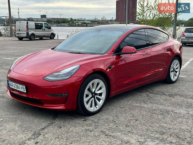 Тесла Модель 3 2022 у Києві на Automoto.ua Червоний Тесла Модель 3, об'ємом двигуна 0 л та пробігом 35 тис. км за 24000 $, фото 2 на Automoto.ua