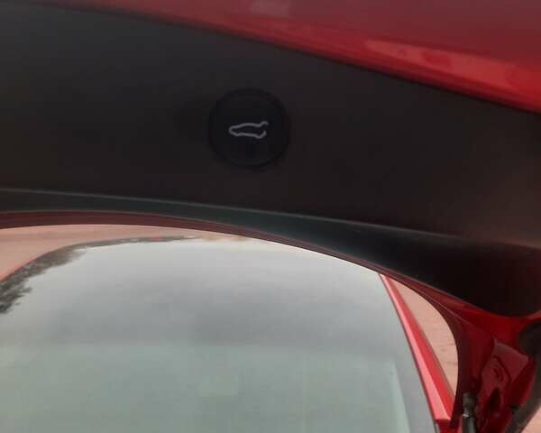 Красный Тесла Модель 3, объемом двигателя 0 л и пробегом 287 тыс. км за 15999 $, фото 11 на Automoto.ua