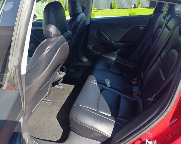 Красный Тесла Модель 3, объемом двигателя 0 л и пробегом 156 тыс. км за 19500 $, фото 42 на Automoto.ua