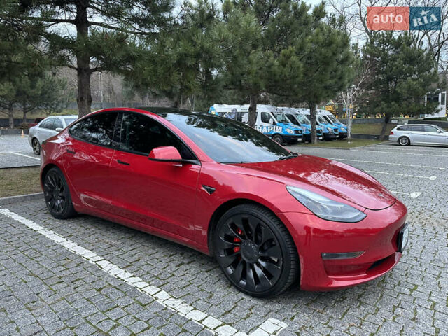 Красный Тесла Модель 3, объемом двигателя 0 л и пробегом 29 тыс. км за 23000 $, фото 4 на Automoto.ua