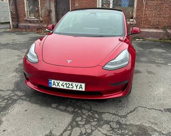 Красный Тесла Модель 3, объемом двигателя 0 л и пробегом 28 тыс. км за 24500 $, фото 1 на Automoto.ua