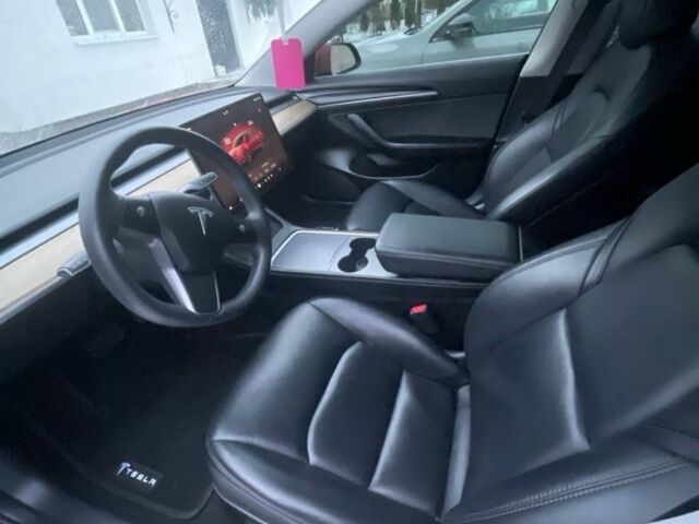 Червоний Тесла Модель 3, об'ємом двигуна 0 л та пробігом 140 тис. км за 19300 $, фото 5 на Automoto.ua