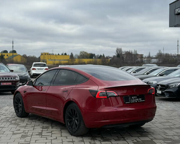 Красный Тесла Модель 3, объемом двигателя 0 л и пробегом 43 тыс. км за 19888 $, фото 10 на Automoto.ua