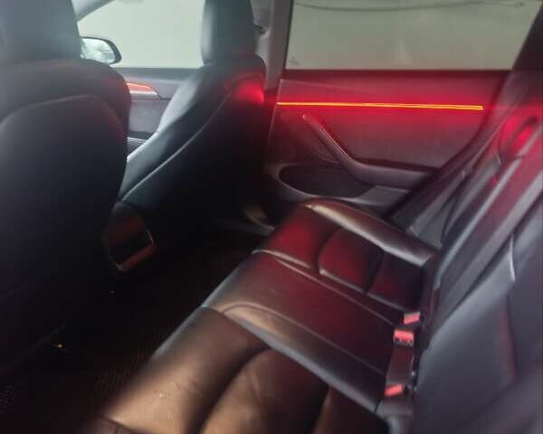 Червоний Тесла Модель 3, об'ємом двигуна 0 л та пробігом 156 тис. км за 19300 $, фото 57 на Automoto.ua