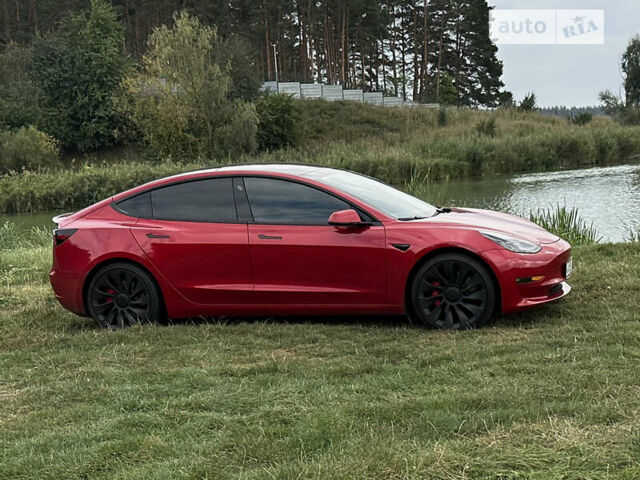 Червоний Тесла Модель 3, об'ємом двигуна 0 л та пробігом 15 тис. км за 38000 $, фото 4 на Automoto.ua