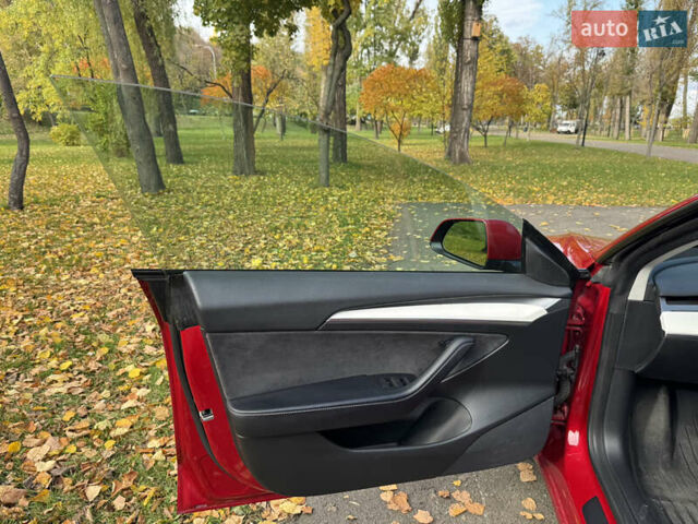 Червоний Тесла Модель 3, об'ємом двигуна 0 л та пробігом 108 тис. км за 19800 $, фото 20 на Automoto.ua