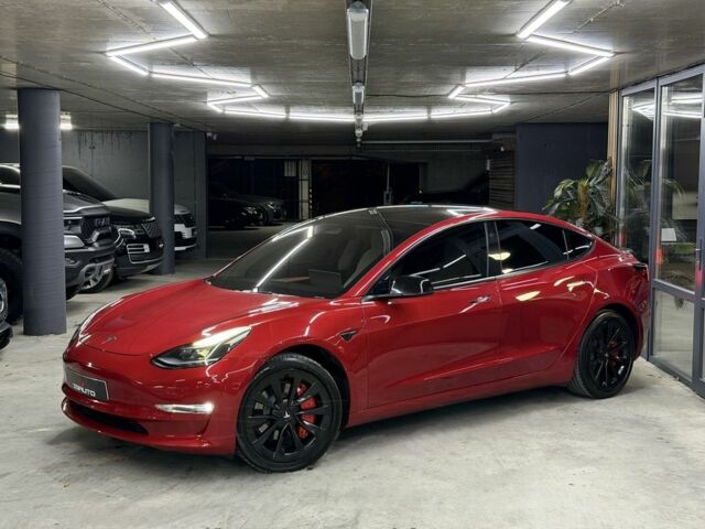 Червоний Тесла Модель 3, об'ємом двигуна 0 л та пробігом 43 тис. км за 22900 $, фото 4 на Automoto.ua