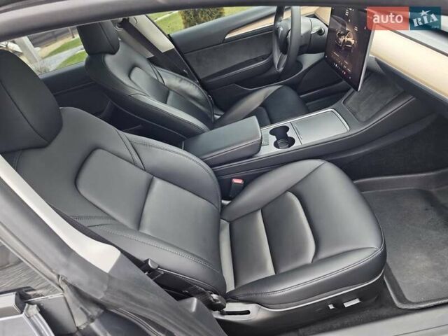 Червоний Тесла Модель 3, об'ємом двигуна 0 л та пробігом 59 тис. км за 20700 $, фото 25 на Automoto.ua