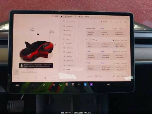 Красный Тесла Модель 3, объемом двигателя 0 л и пробегом 45 тыс. км за 14800 $, фото 16 на Automoto.ua