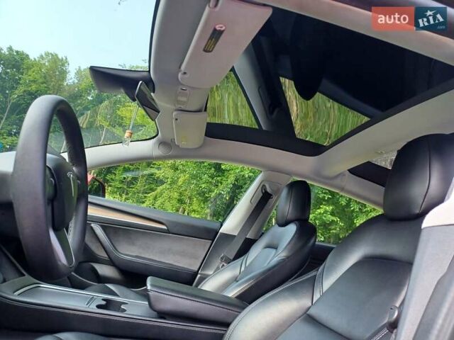 Червоний Тесла Модель 3, об'ємом двигуна 0 л та пробігом 207 тис. км за 16500 $, фото 14 на Automoto.ua