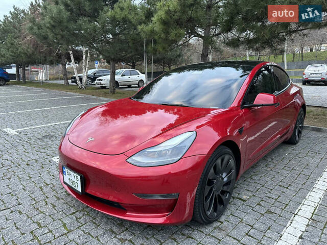 Красный Тесла Модель 3, объемом двигателя 0 л и пробегом 29 тыс. км за 23000 $, фото 3 на Automoto.ua