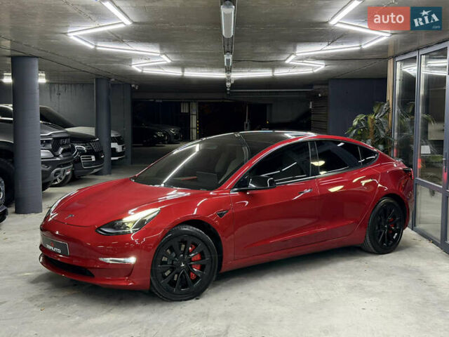 Червоний Тесла Модель 3, об'ємом двигуна 0 л та пробігом 43 тис. км за 22900 $, фото 5 на Automoto.ua