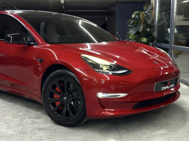 Червоний Тесла Модель 3, об'ємом двигуна 0 л та пробігом 43 тис. км за 22900 $, фото 3 на Automoto.ua